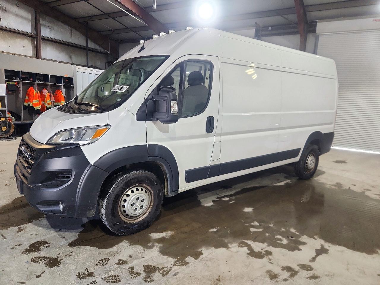 2024 RAM PROMASTER 2500 — Front 3/4
