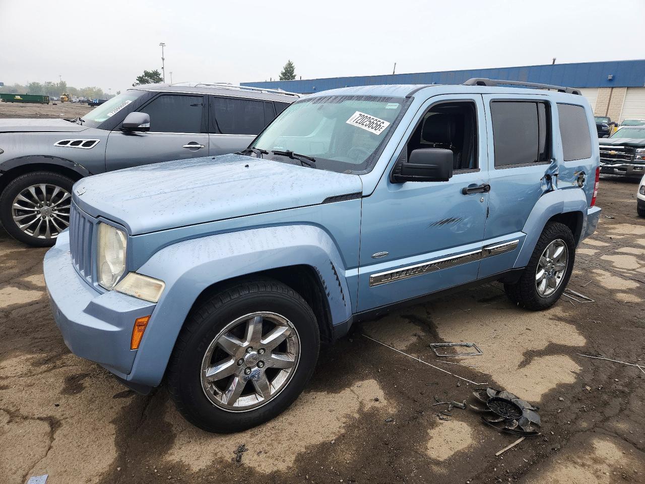 2012 JEEP LIBERTY Sport — Front 3/4