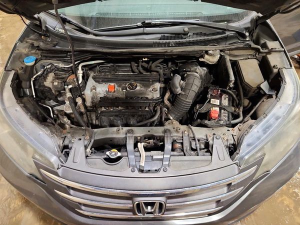 2014 HONDA CRV EX-L — Engine bay
