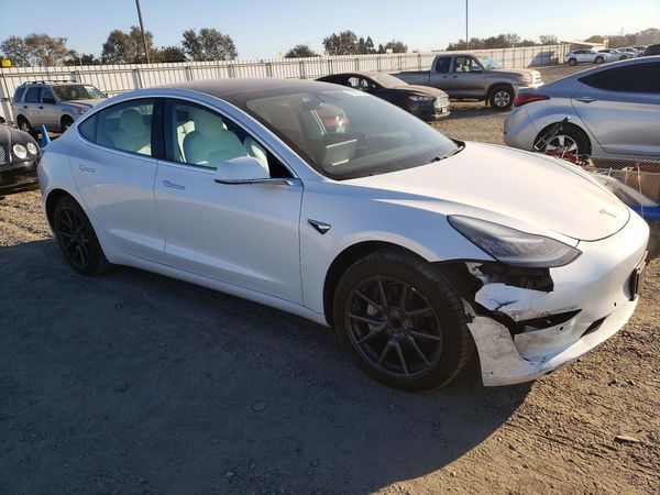 2020 TESLA MODEL 3 — Passenger 3/4