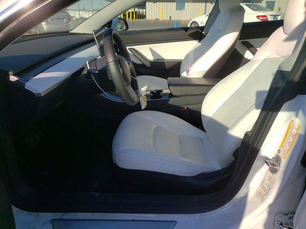 2020 TESLA MODEL 3 — DENT