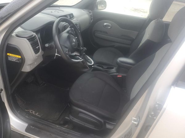 2017 KIA SOUL Base