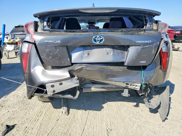2017 TOYOTA PRIUS — DIRR