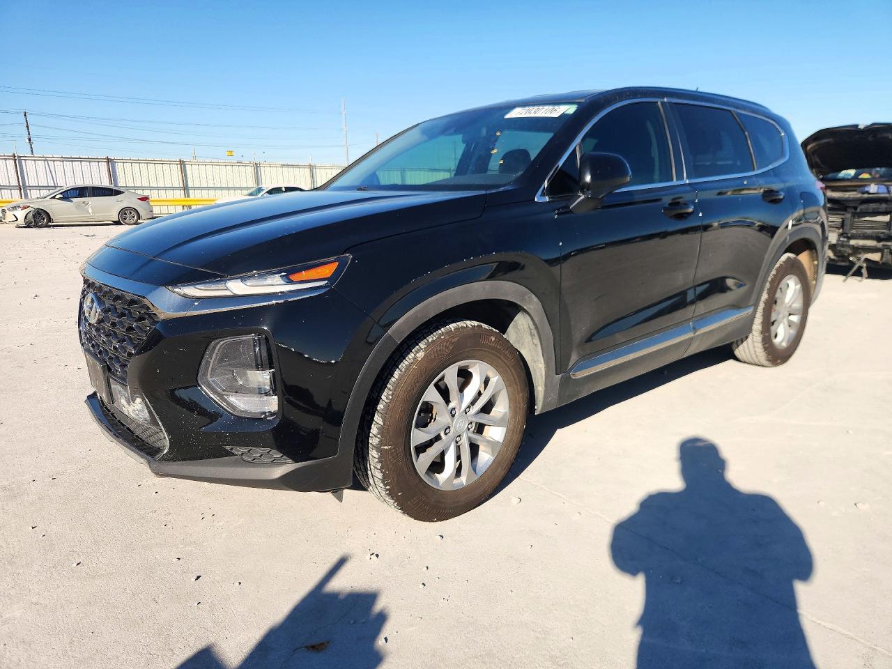 2019 HYUNDAI SANTA FE SE — Front 3/4