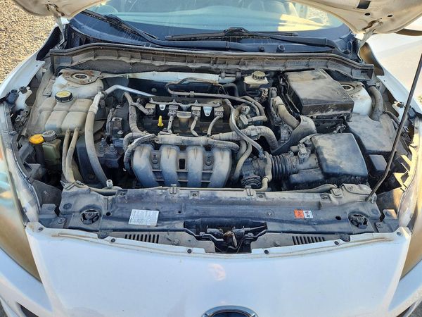 2012 MAZDA 3 Touring/GS — Engine bay