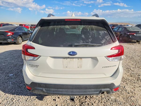 2021 SUBARU FORESTER Premium — DIRR