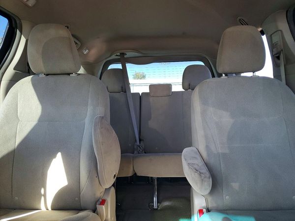 2015 TOYOTA SIENNA — SUVN