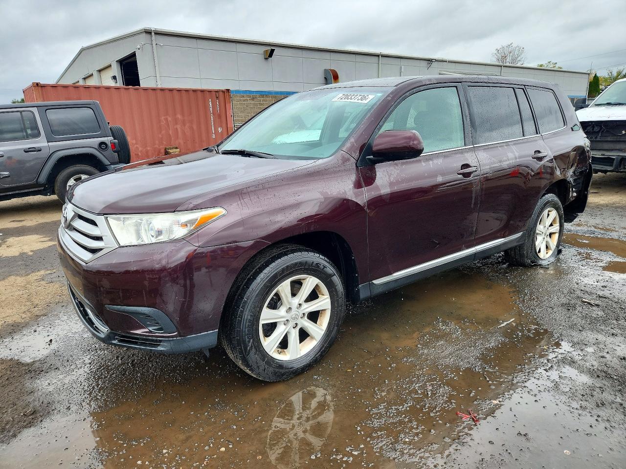 2013 TOYOTA HIGHLANDER Base/Hybrid — Front 3/4