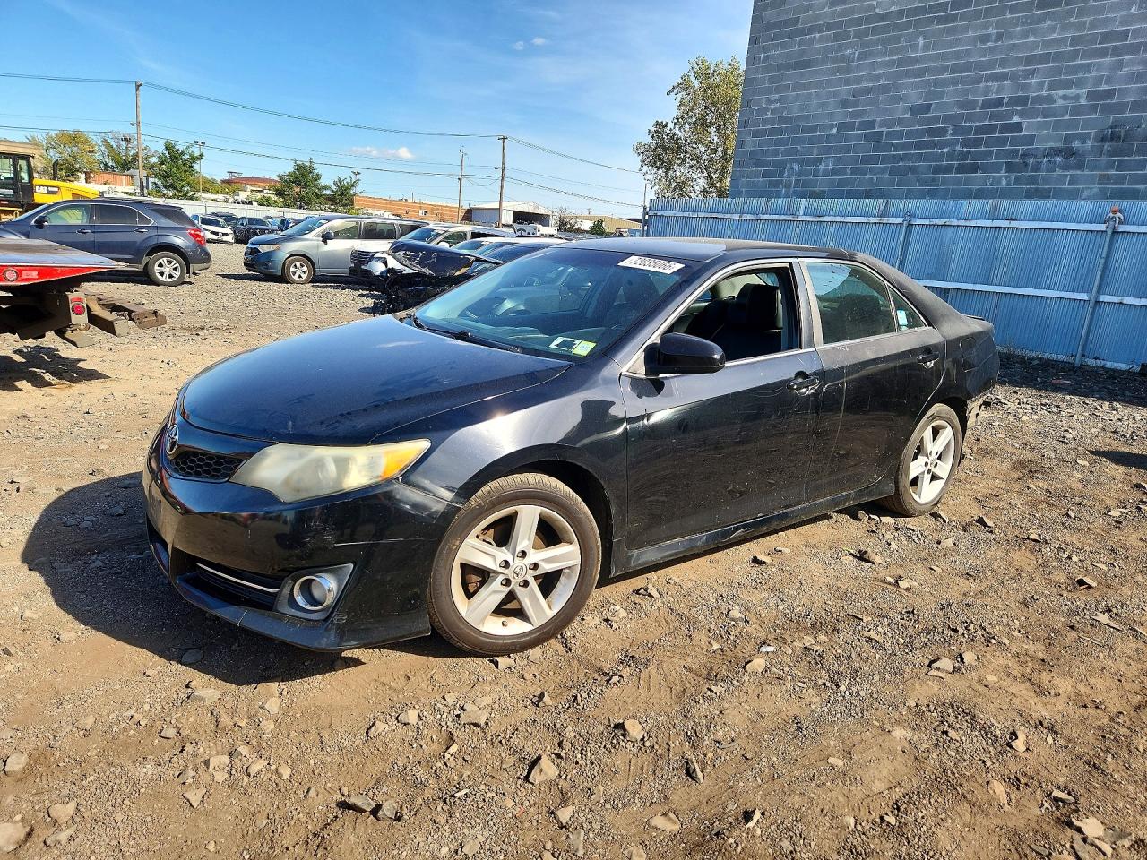 2013 TOYOTA CAMRY — Front 3/4