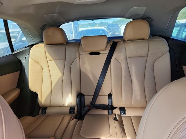 2019 AUDI Q8 quattro Premium Plus — SUVN