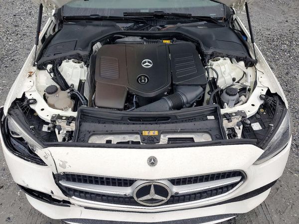 2022 MERCEDES-BENZ C C300 — Engine bay