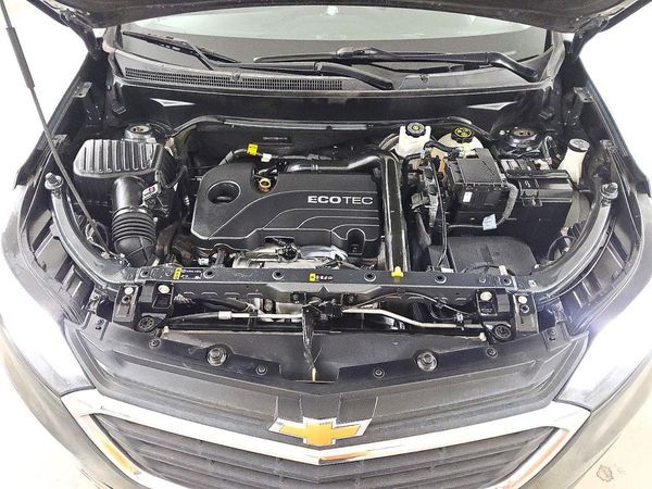 2021 CHEVROLET EQUINOX LT (2FL) — Engine bay