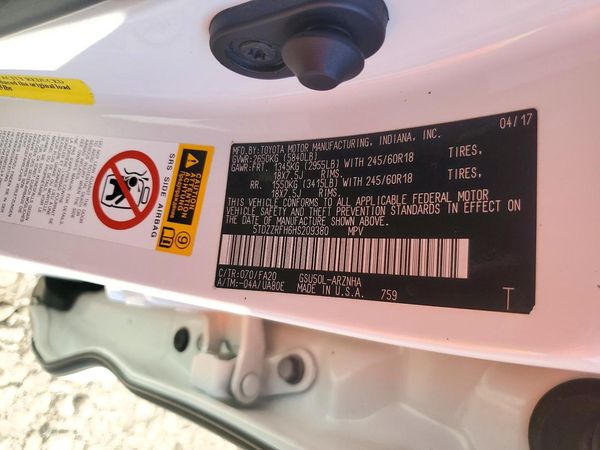 2017 TOYOTA HIGHLANDER LE/LE Plus — VINS