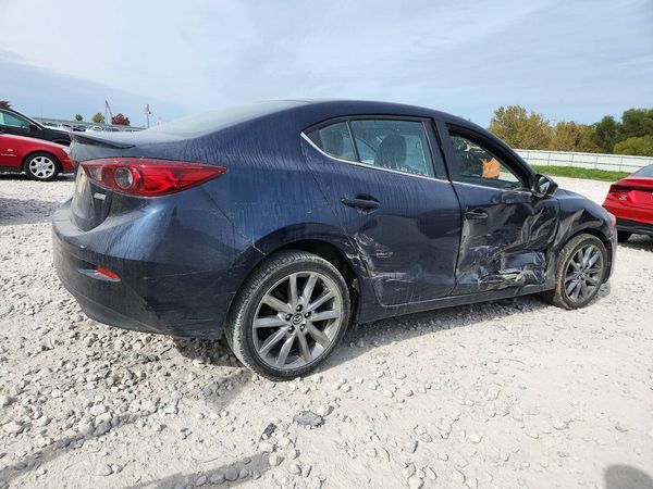 2018 MAZDA 3 Touring — PSRA