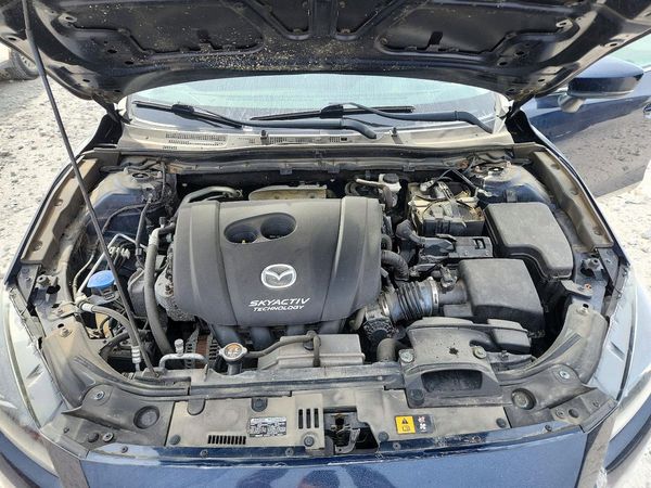 2018 MAZDA 3 Touring — Engine bay