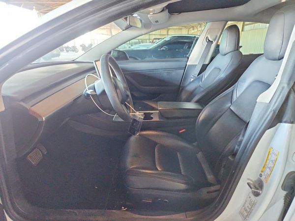 2021 TESLA MODEL 3 — DENT