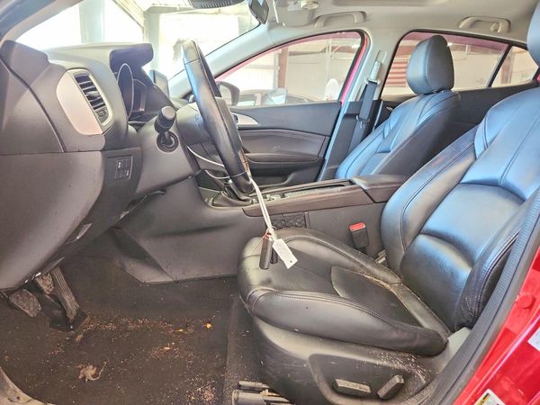 2017 MAZDA 3 Touring — DENT