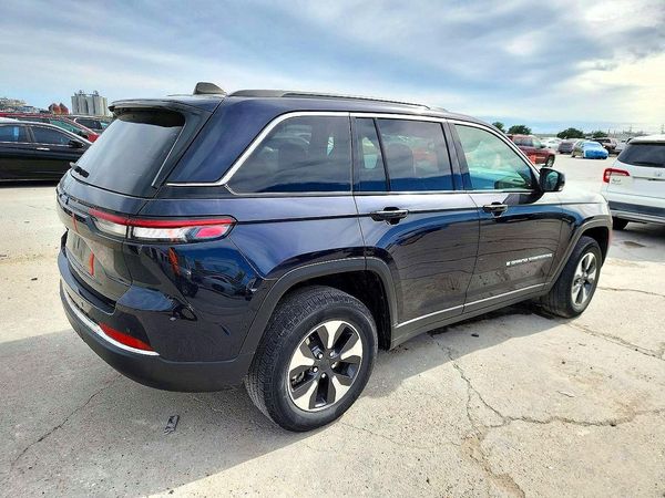 2024 JEEP CHEROKEE Limited 4XE — PSRA