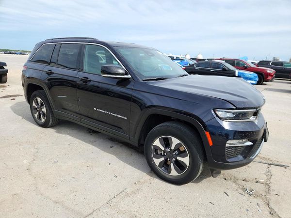 2024 JEEP CHEROKEE Limited 4XE — Passenger 3/4