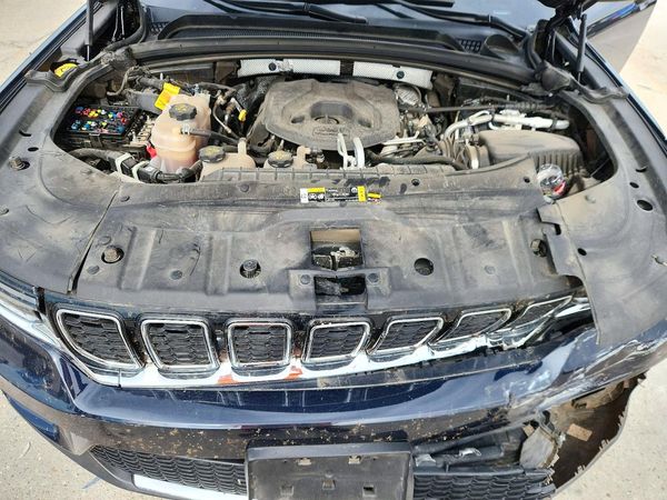 2024 JEEP CHEROKEE Limited 4XE — Engine bay