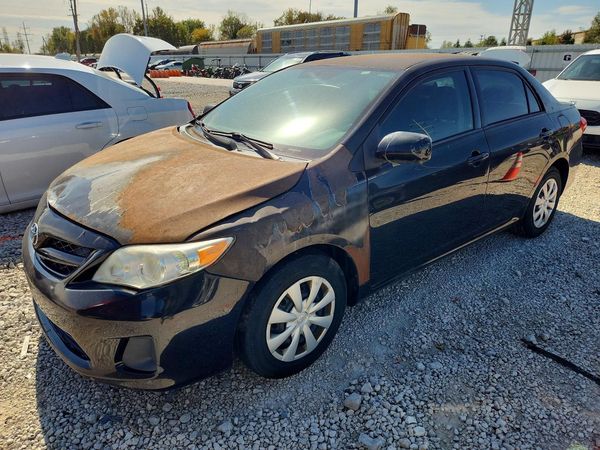 2012 TOYOTA COROLLA — Front 3/4