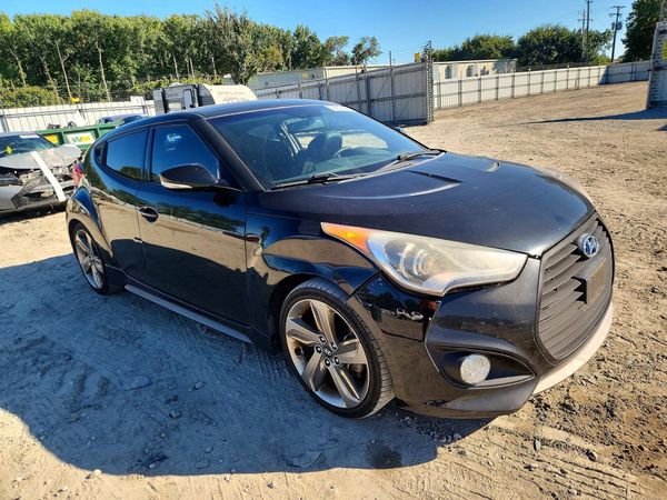 2013 HYUNDAI VELOSTER — Passenger 3/4