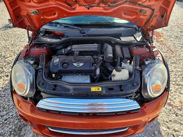2012 MINI COOPER — Engine bay