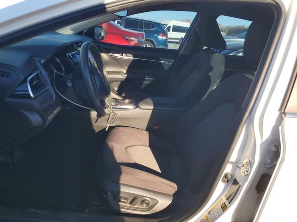 2018 TOYOTA CAMRY L/LE/SE/XLE — DENT