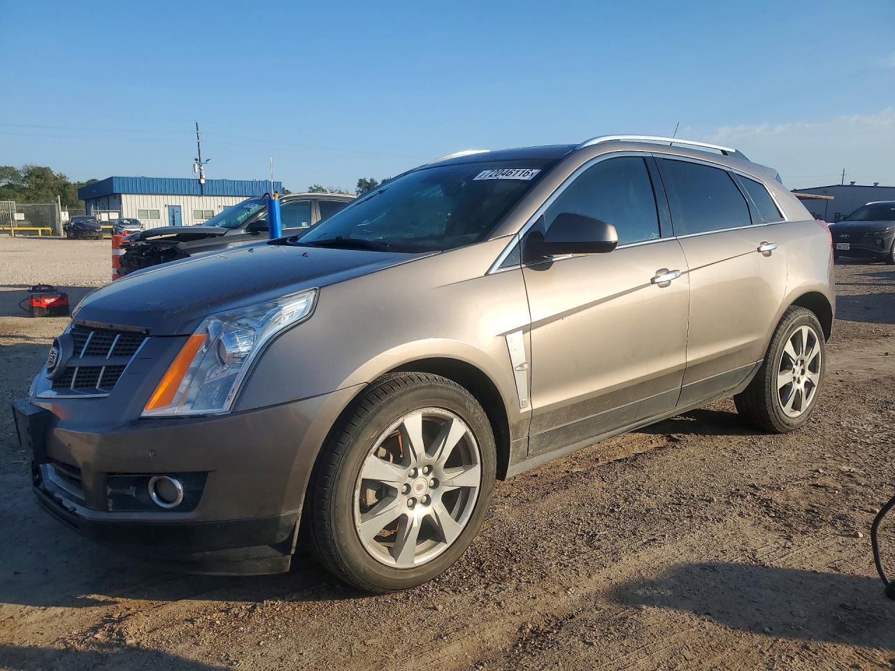 2012 CADILLAC SRX Performance — Front 3/4