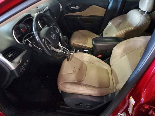 2015 JEEP CHEROKEE Limited — DENT