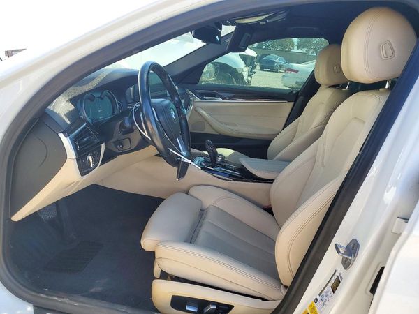 2018 BMW 5 SERIES — DENT