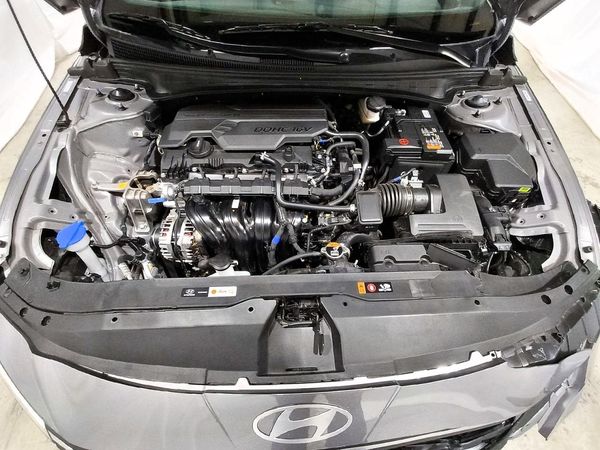 2026 HYUNDAI ELANTRA — Engine bay