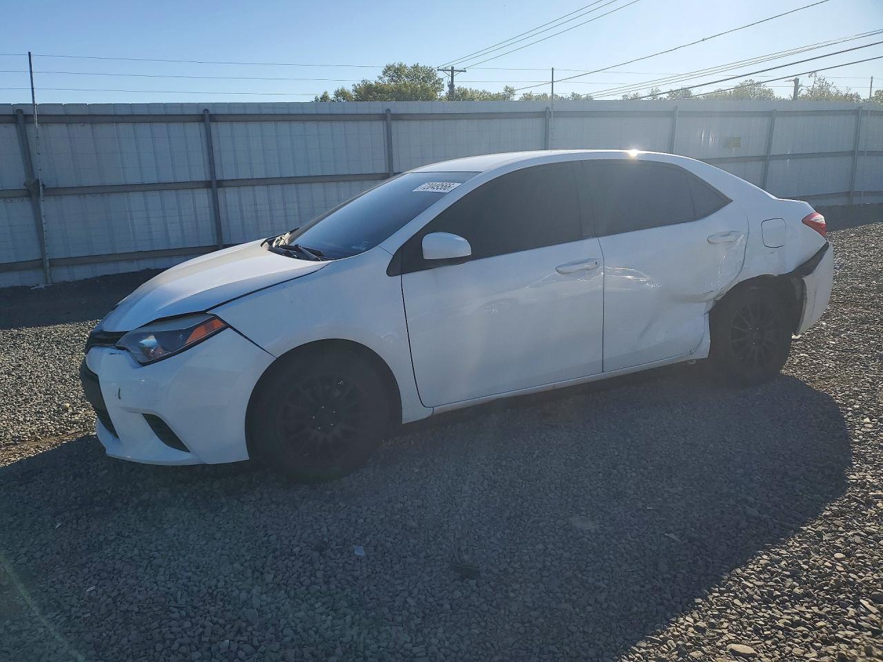 2014 TOYOTA COROLLA L/LE — Front 3/4