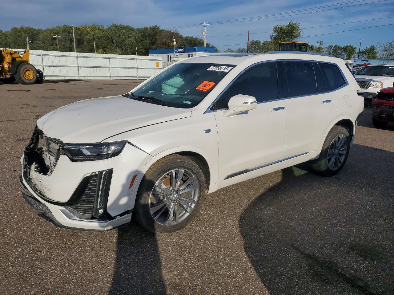 2020 CADILLAC XT6 Premium Luxury — Front 3/4
