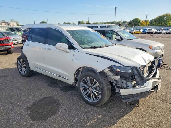 2020 CADILLAC XT6 Premium Luxury — Passenger 3/4