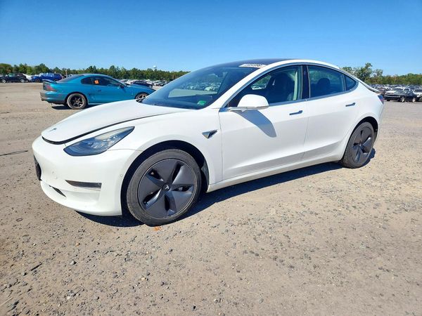 2018 TESLA MODEL 3 — Front 3/4