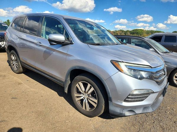 2017 HONDA PILOT EXL — Passenger 3/4