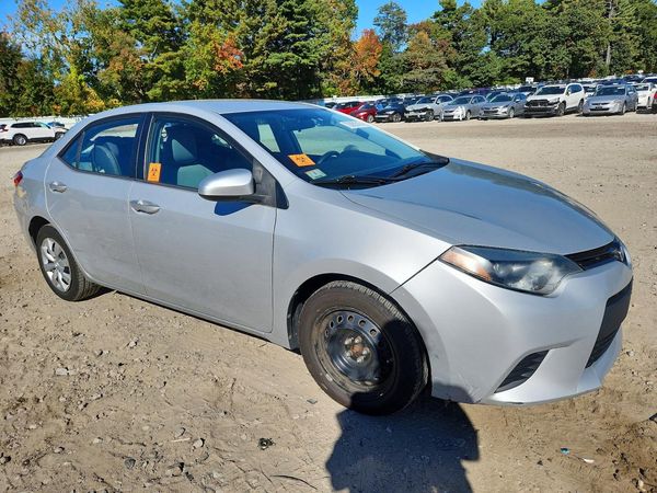 2014 TOYOTA COROLLA L/LE — Passenger 3/4