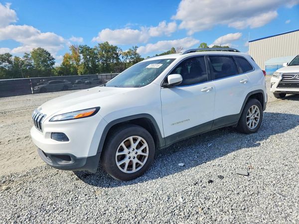 2018 JEEP CHEROKEE — Front 3/4