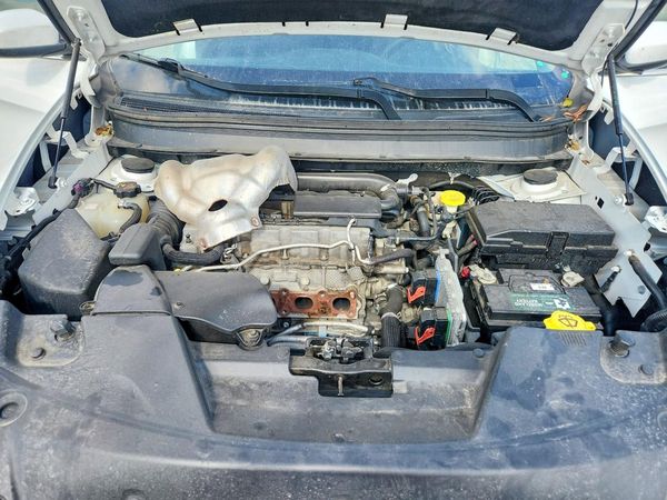 2018 JEEP CHEROKEE — Engine bay