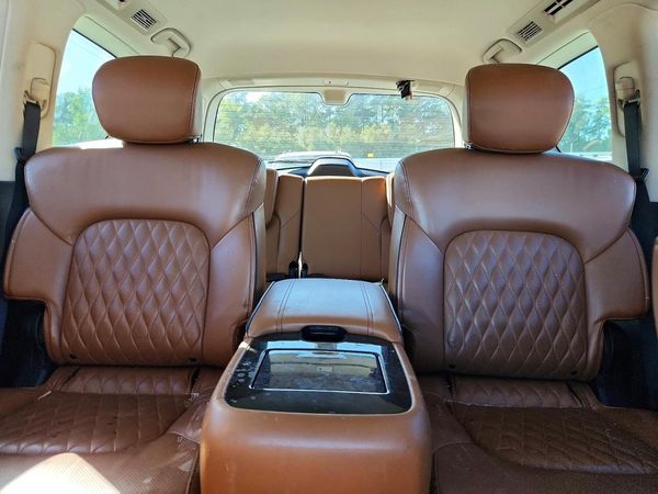 2018 INFINITI QX80 — SUVN