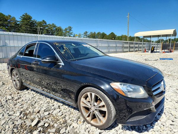 2016 MERCEDES-BENZ C C300 — Passenger 3/4