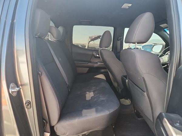 2017 TOYOTA TACOMA