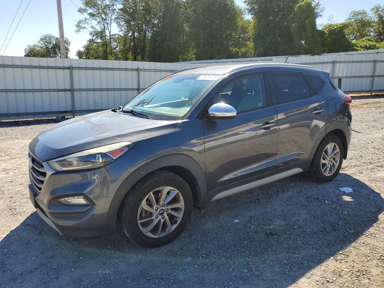 2017 HYUNDAI TUCSON — Front 3/4