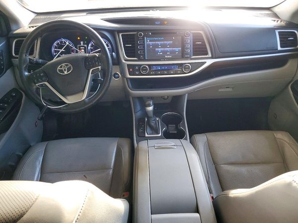 2015 TOYOTA HIGHLANDER Base/Hybrid — CKPT