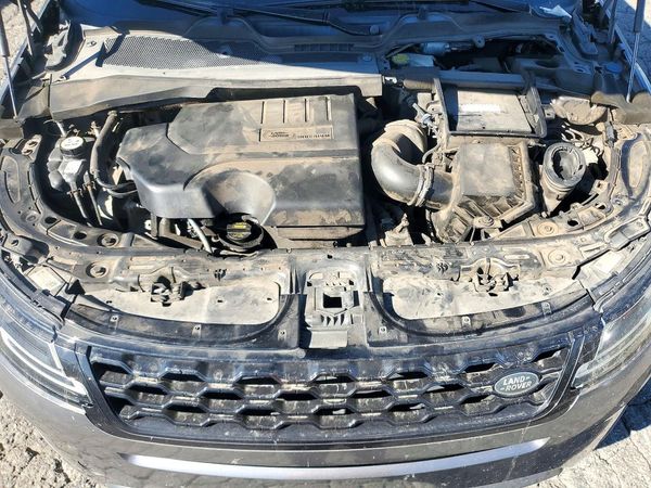 2020 LAND ROVER RANGE ROVER EVOQUE SE — Engine bay