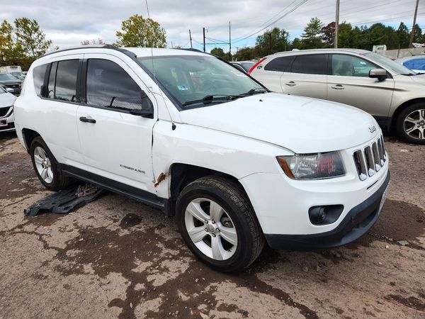 2014 JEEP COMPASS Sport — Passenger 3/4