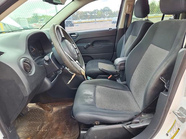 2014 JEEP COMPASS Sport — DENT