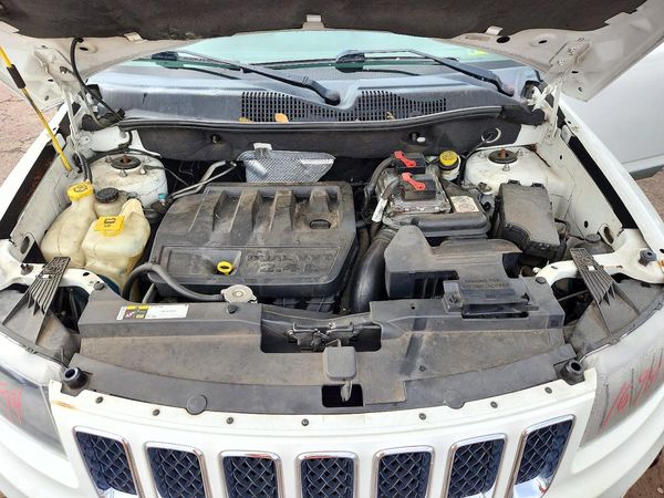2014 JEEP COMPASS Sport — Engine bay