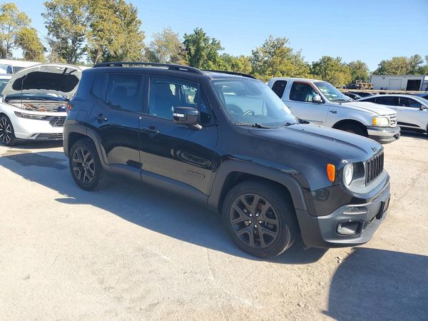 2017 JEEP RENEGADE — Passenger 3/4